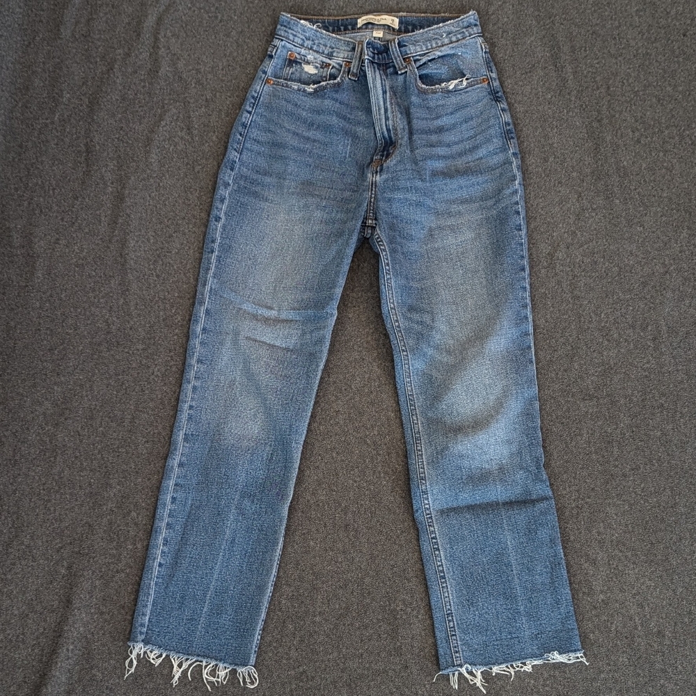 Abercrombie Ankle Straight Ultra High Rise Size 2